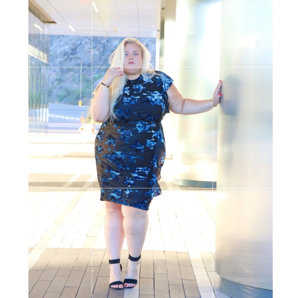 Blue velvet mix plus dress